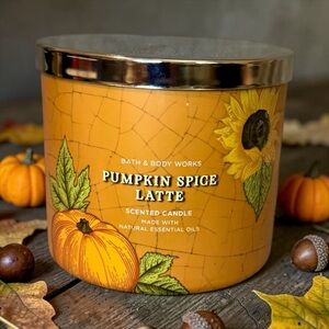 🎃BATH AND BODY WORKS🎃Pumpkin Spice Latte 3-Wick Candle/NWT